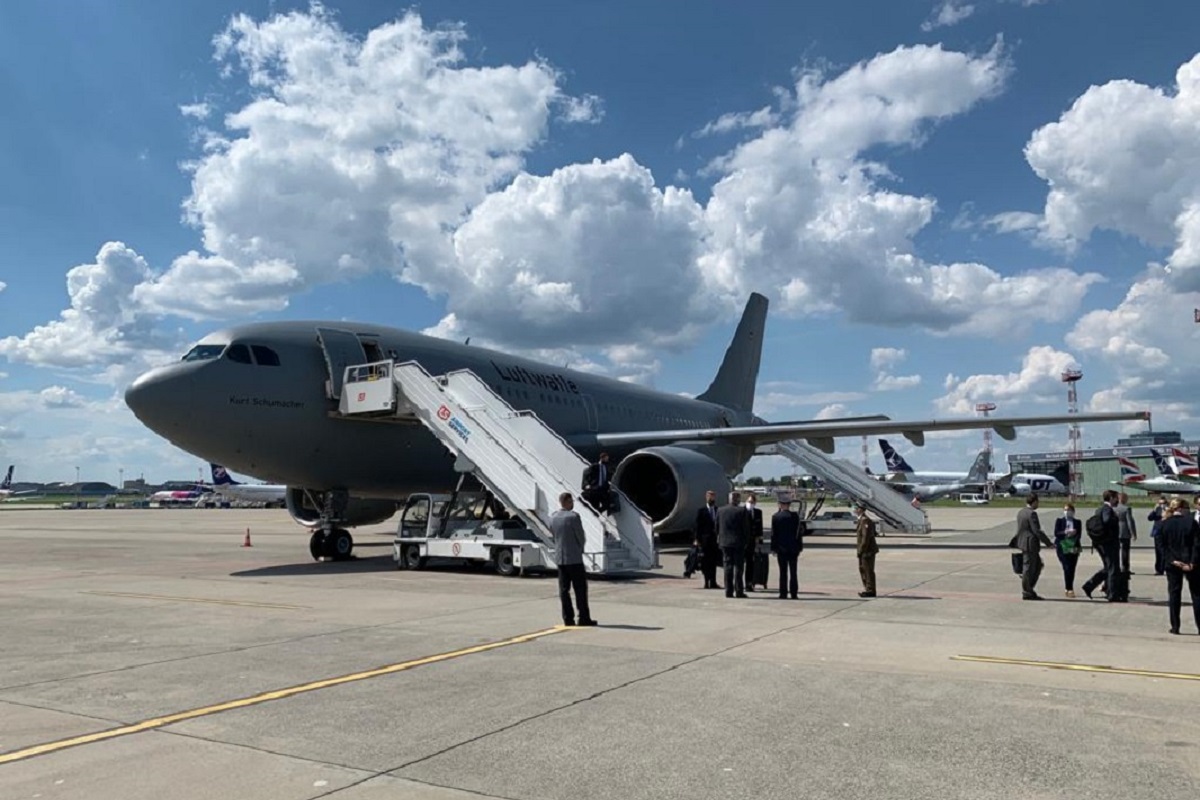 Polish & foreign government flights